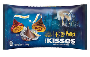 Hershey's 9.5 oz HARRY POTTER Kisses Milk Chocolate Halloween Candy Bag  BB 6/24