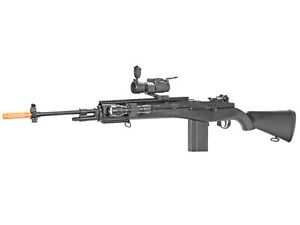 BBTac Airsoft Gun Sniper Rifle Spring Loader M160 with Red Dot Scope Flashlight