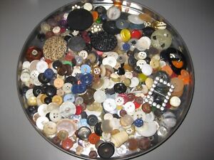 Over 300 Assorted Vintage Buttons 1940 - 1980s MOP Plastic Rhinestone Glass More