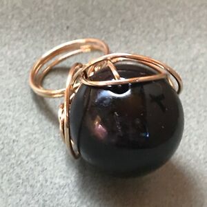 Estate Super Large Black Plastic Bead Wrapped in Goldtone Wire Ring Size 7 – top