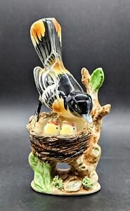 VTG Enesco Japan Oriole With Baby Birds In Nest. Hand Painted Figurine. EUC