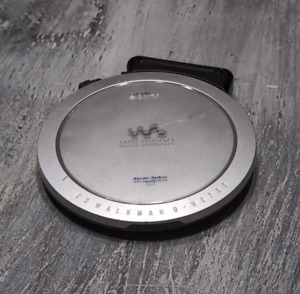 Sony ATRAC/MP3 CD Walkman - Portable CD Player (D-NE720/SM) Tested Working Read