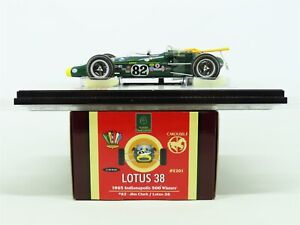 1/18 Scale Carousel 1 #5201 1965 Indianapolis 500 Winner Lotus 38 #82 w/ COA