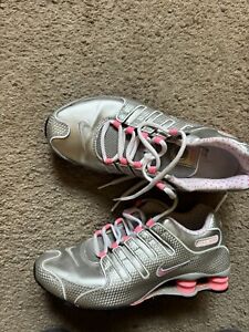 EUC Nike Shox NZ 2012 Athletic Running Shoes Women’s 7.5 Silver Pink 488312-003