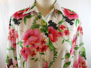 Sag Harbor 3/4 sleeve, button front, collared blouse in pink, green floral