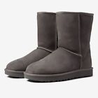 UGG Classic Short Boots Leather/Shearling