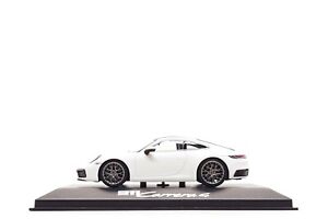 Minichamps 1:43 Porsche 911 Carrera 4 (992) in White (Dealer Edition)