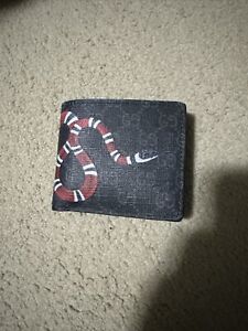gucci wallet men authentic used