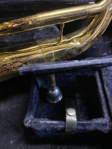 Brass baritone Hilton Serial #100030 With Case And Mouthpiece