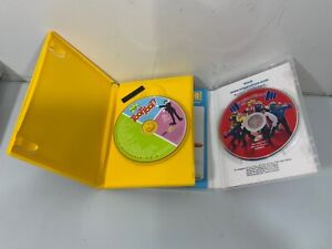 LOT OF 2 CHILDRENS DVDS THE WIGGLES DVDS TOOT TOOT & GETTING STRONG