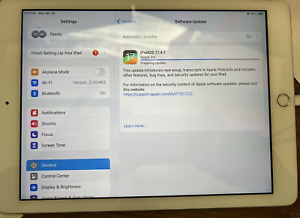 New ListingApple iPad 6th Gen 9.7-inch Wi-Fi 32GB Silver current IOS, NO scratches or dents