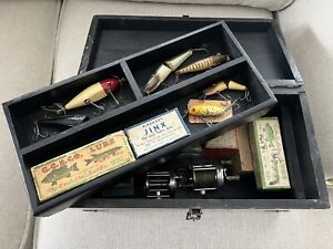 Antique Wood Tackle Box With Lures And Reels