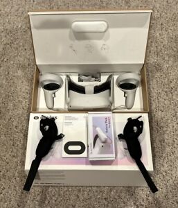 New ListingMeta Oculus Quest 2 128GB Virtual Reality Headset - White (OCQ128B)