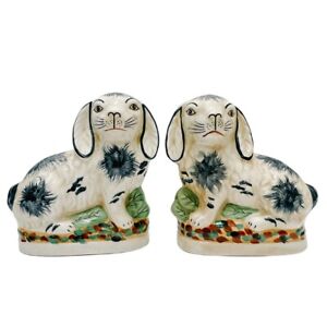 Pair Of Blue & White Staffordshire Style Bunny Rabbit Figurines (Blue) 6.5