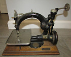 Antique Willcox & Gibbs Cast Iron Hand Crank Sewing Machine Scallop Base