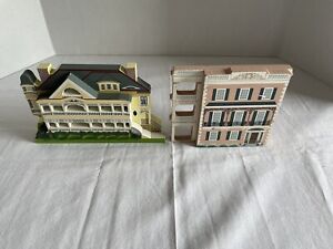 Lot Of Two Sheila’s Collectibles Charleston SC. Houses