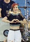 Hayley Williams Making A Heart With Your Fingers 8x10 Picture Celebrity Print