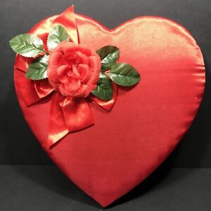 Vintage Red Valentine Heart Chocolate Candy Box Flower