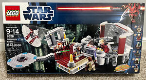 NEW! Star Wars Lego Palpatine's Arrest (9526) Sealed w/ Manual and Mini-Figures