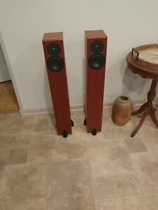 Totem Arro Floorstanding Speakers-Made In canada