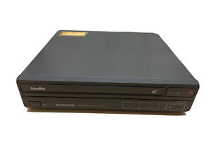 Pioneer Laservision LD-V2000 Works  LaserDisc Player Laser Disc No Remote