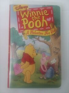 Winnie the Pooh - A Valentine for You (VHS, 2000) in Clamshell Case