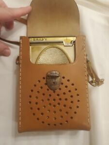 Vintage Zenith Deluxe Royal 500 Transistor Radio & Leather Case