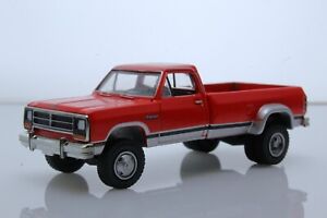 1989 Dodge Ram D-350 1st Generation Dually Truck 1:64 Scale Diecast Model Red