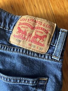 Levi 505 36x32 Medium Wash Denim Jeans