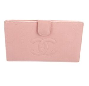 CHANEL Pink Caviar Leather Wallet