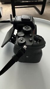 New ListingSony α7R IV 61.0MP Mirrorless Digital Camera - Black plus Sony OEM Lenses