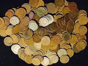 LOT OF 25 Coins Mixed Indian Head Cent Pennies in Average Circ.  1800'S / 1900's