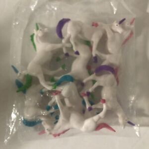 Unicorn 8-Pack Play or Party Favor