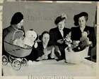 1949 Press Photo Ladies collect kids' furniture and toys for White Elephant Sale