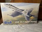 Revell 85-5850 F/A 18-E Super Hornet 1:48 Scale Plastic Airplane Open Box