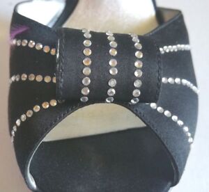 Nina Black Open Toed Material Shoes with Rhinestone Decorations Size 9 M  39 Eur