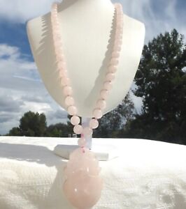 LARGE VINTAGE CHINESE CARVED ROSE QUARTZ PEACH BLOSSOM PENDANT BEADED NECKLACE