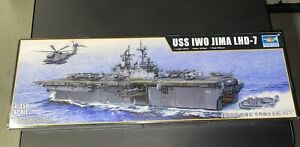 1/350 USS IWO JIMA LHD-7, Trumpeter Model Kit