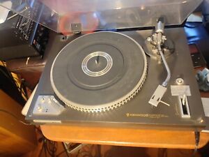 Kenwood KD-3070 Direct Drive Turntable With Auto Return Tested W/Cover