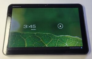 Motorola XOOM Dual Core Tablet 32GB, Wi-Fi, 10.1in - Black + Accessories