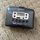 Sony Walkman WM-FX421—Portable Cassette Player— AM/FM Radio