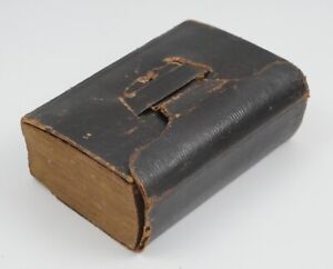 1829 Tiny Leather Pocket Bible Old and New Testaments