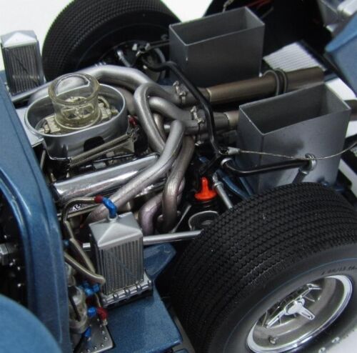Exoto Ford GT40 Race Car1 18Racing Racer Metal Body Model