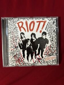 PARAMORE AUTOGRAPHED/SIGNED RIOT! 2007 CD PARAMORE FAN CLUB HAYLEY WILLIAMS