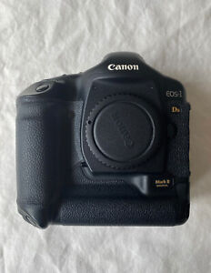 Canon EOS 1DS Mark II 16.7 MP Digital SLR Camera - Black (Body Only)