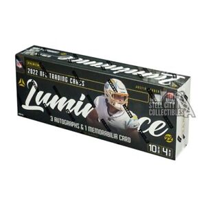2 boxes 2022 Luminance Football Hobby Box (4 Packs per Box, 10 Cards per Pack)