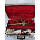Reynolds Medalist Trumpet for display With Case, extra mouthpiece 2 mute cups