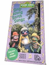 Sesame Street Home Video Sing-Along Earth Songs VHS Tape Grover Elmo Big Bird
