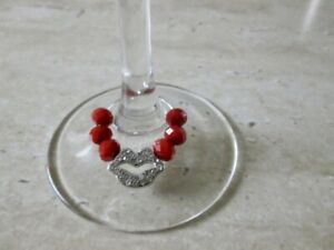 WINE GLASS CHARMS SET 2 LIPS DRINK GRAD PARTY FAVOR GIFT WEDDING BIRTHDAY