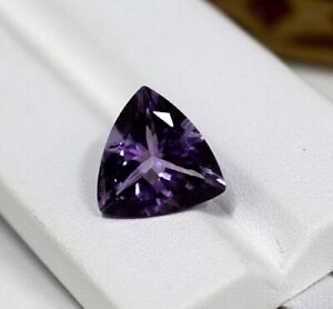 Natural Tsavorite Garnet Certified Loose Gemstone Trillion Shape 10-12 Ct.